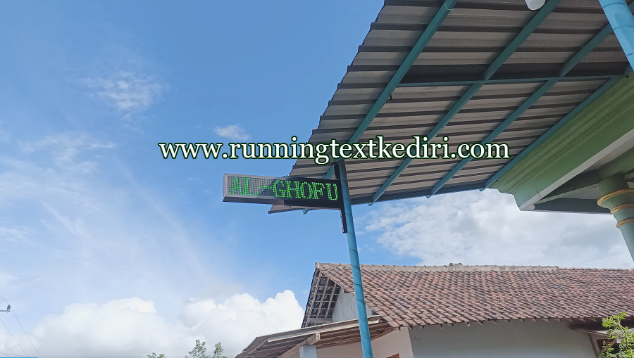 <p>Running text warna hijau kini warna alami seperti alam dengan begitu jika di baca dan lihat terlihat sangat adem dan nyaman, apa lagi tulisan juga nampak jelas jadi semua orang bisa melihat alat tersebut dengan mudah dengan harga murah saja anda bisa dapatkan running text di toko kami dengan kualitas barang yang bagus.</p>
